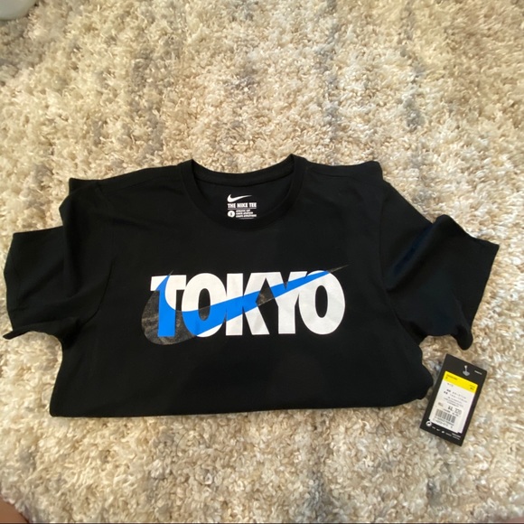 Nike Tops - tokyo shirt
